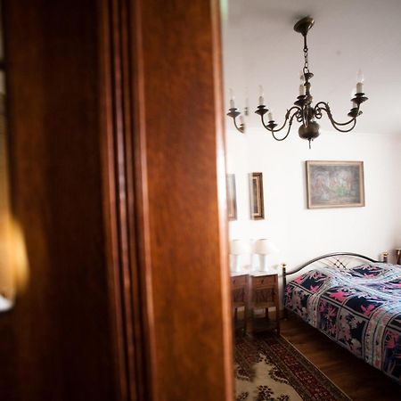 Chateau Neufays Theux Rum bild