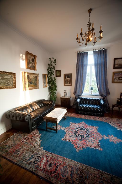 Chateau Neufays Theux Rum bild